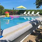 Nyaraló La Loggia Mit Privat Pool *