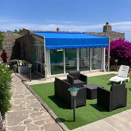 Casa vacanze La Loggia Mit Privat Pool Santa Teresa di Gallura