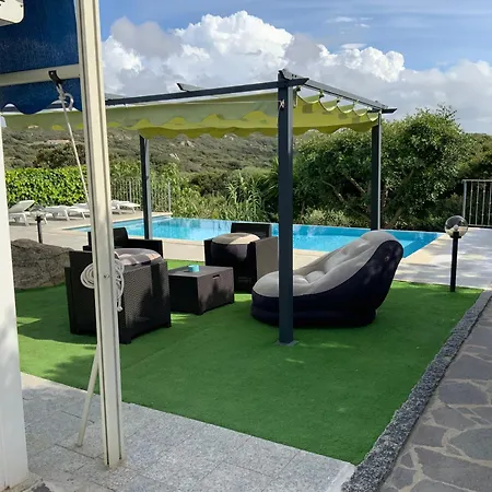 La Loggia Mit Privat Pool * Santa Teresa Gallura